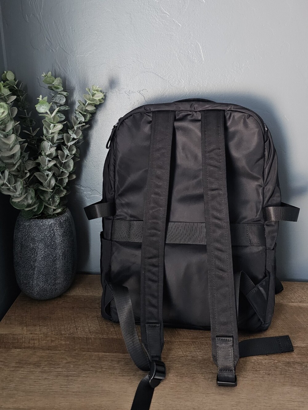 Lululemon Backpack - Picture 2 of 9